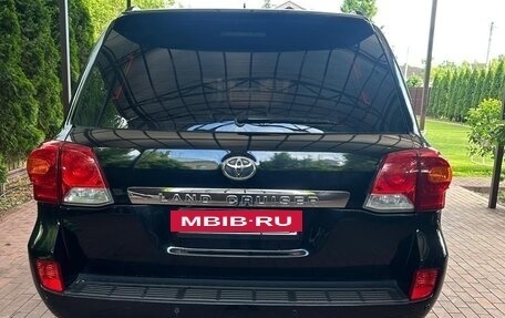 Toyota Land Cruiser 200, 2014 год, 3 490 000 рублей, 9 фотография
