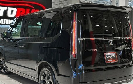 Honda Stepwgn, 2023 год, 2 950 000 рублей, 9 фотография