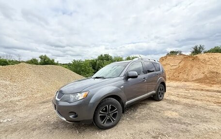 Mitsubishi Outlander III рестайлинг 3, 2008 год, 1 075 000 рублей, 2 фотография