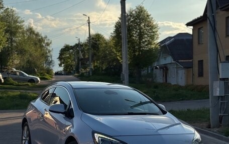 Opel Astra J, 2012 год, 670 000 рублей, 2 фотография