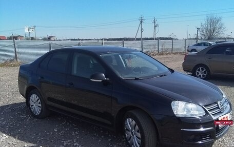 Volkswagen Jetta VI, 2010 год, 750 000 рублей, 3 фотография