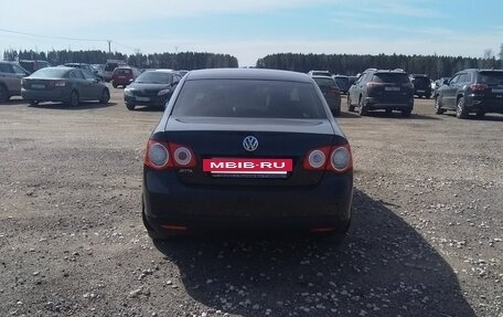 Volkswagen Jetta VI, 2010 год, 750 000 рублей, 2 фотография