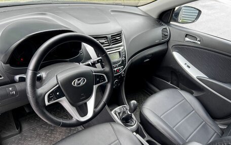 Hyundai Solaris II рестайлинг, 2011 год, 595 000 рублей, 7 фотография