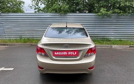 Hyundai Solaris II рестайлинг, 2011 год, 595 000 рублей, 5 фотография