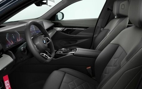 BMW 5 серия, 2025 год, 9 790 000 рублей, 2 фотография