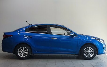 KIA Rio IV, 2017 год, 1 355 000 рублей, 4 фотография