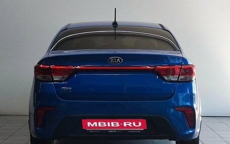 KIA Rio IV, 2017 год, 1 355 000 рублей, 6 фотография