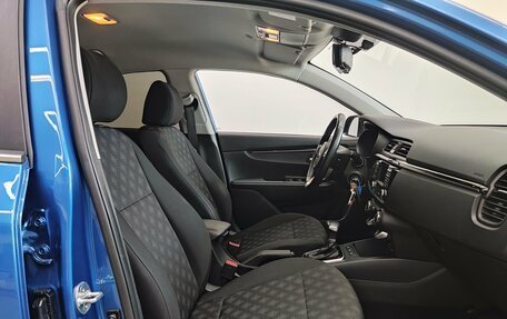 KIA Rio IV, 2017 год, 1 355 000 рублей, 20 фотография