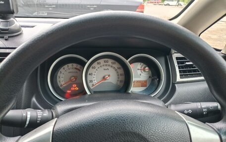 Nissan Tiida, 2010 год, 600 000 рублей, 9 фотография