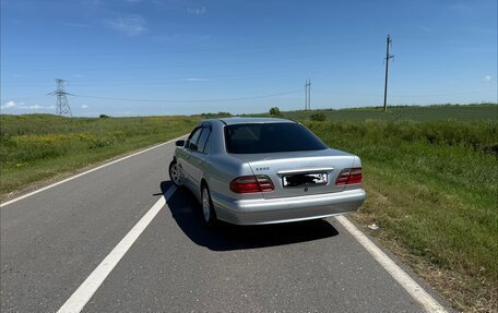 Mercedes-Benz E-Класс, 2000 год, 540 000 рублей, 5 фотография