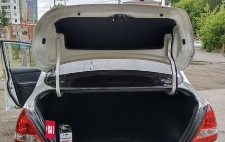 Nissan Tiida, 2010 год, 600 000 рублей, 5 фотография