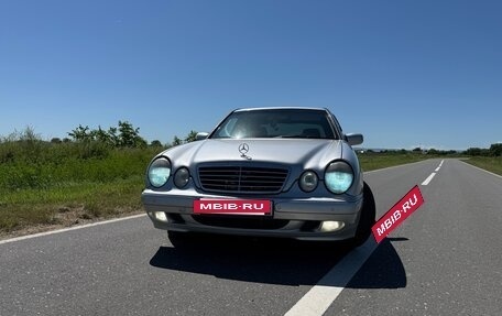 Mercedes-Benz E-Класс, 2000 год, 540 000 рублей, 8 фотография