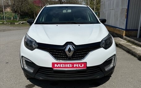 Renault Kaptur I рестайлинг, 2018 год, 1 050 000 рублей, 2 фотография