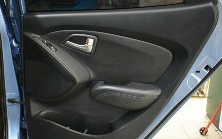 Hyundai ix35 I рестайлинг, 2011 год, 999 000 рублей, 13 фотография