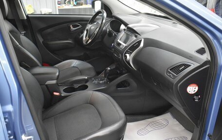 Hyundai ix35 I рестайлинг, 2011 год, 999 000 рублей, 16 фотография