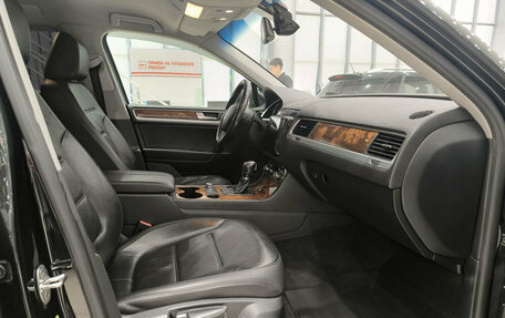 Volkswagen Touareg III, 2013 год, 2 049 000 рублей, 15 фотография