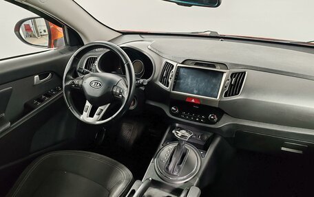 KIA Sportage III, 2011 год, 899 000 рублей, 11 фотография
