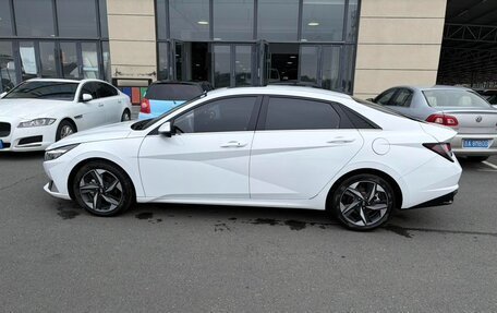 Hyundai Elantra, 2023 год, 1 370 000 рублей, 3 фотография
