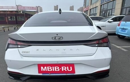 Hyundai Elantra, 2023 год, 1 370 000 рублей, 4 фотография