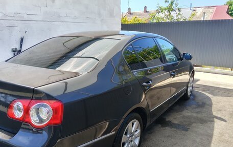 Volkswagen Passat B6, 2005 год, 710 000 рублей, 3 фотография