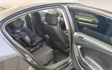 Volkswagen Passat B6, 2005 год, 710 000 рублей, 9 фотография