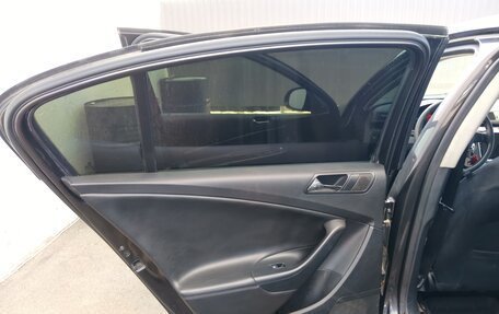Volkswagen Passat B6, 2005 год, 710 000 рублей, 14 фотография