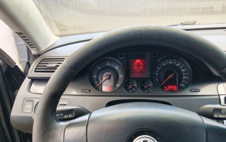 Volkswagen Passat B6, 2005 год, 710 000 рублей, 17 фотография