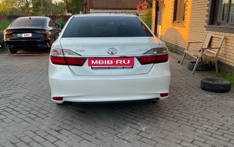 Toyota Camry, 2016 год, 1 930 000 рублей, 3 фотография