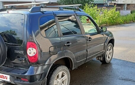 Chevrolet Niva I рестайлинг, 2013 год, 375 000 рублей, 4 фотография