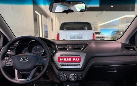 KIA Rio III рестайлинг, 2012 год, 900 000 рублей, 24 фотография