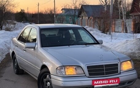 Mercedes-Benz C-Класс, 1995 год, 510 000 рублей, 3 фотография