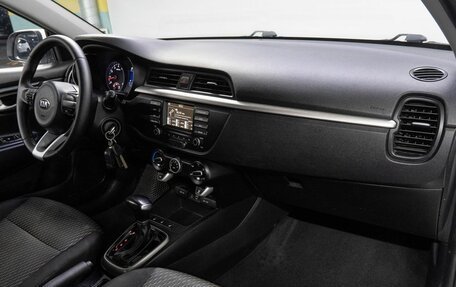 KIA Rio IV, 2018 год, 1 099 000 рублей, 16 фотография