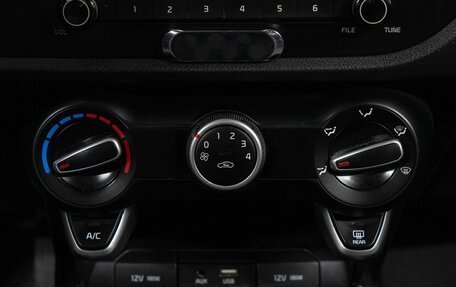 KIA Rio IV, 2018 год, 1 099 000 рублей, 21 фотография