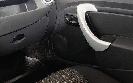 Renault Logan I, 2012 год, 500 000 рублей, 13 фотография