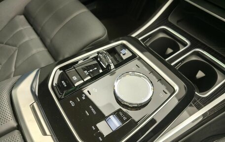 BMW 7 серия, 2025 год, 17 990 000 рублей, 18 фотография