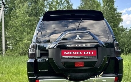 Mitsubishi Pajero IV, 2015 год, 2 800 000 рублей, 6 фотография