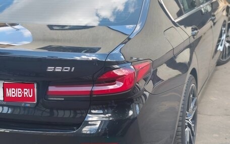 BMW 5 серия, 2020 год, 3 200 000 рублей, 1 фотография