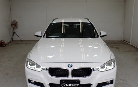 BMW 3 серия, 2018 год, 1 677 000 рублей, 5 фотография