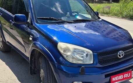 Toyota RAV4, 2004 год, 950 000 рублей, 3 фотография