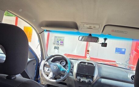 Toyota RAV4, 2004 год, 950 000 рублей, 17 фотография