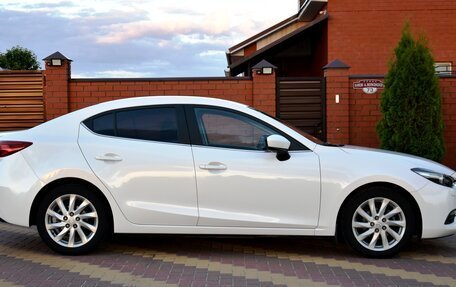Mazda 3, 2018 год, 1 995 000 рублей, 9 фотография