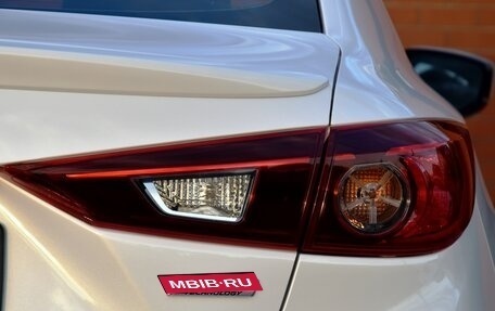 Mazda 3, 2018 год, 1 995 000 рублей, 7 фотография