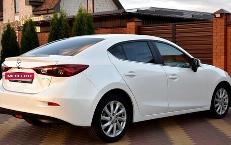 Mazda 3, 2018 год, 1 995 000 рублей, 8 фотография
