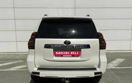 Toyota Land Cruiser Prado 150 рестайлинг 2, 2019 год, 4 620 000 рублей, 9 фотография