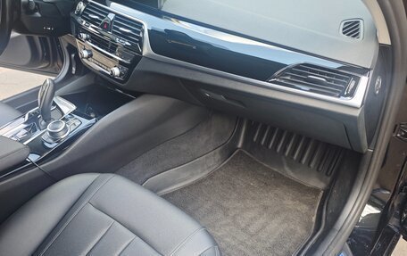 BMW 5 серия, 2020 год, 3 200 000 рублей, 13 фотография