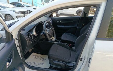 KIA Rio IV, 2021 год, 1 648 000 рублей, 8 фотография