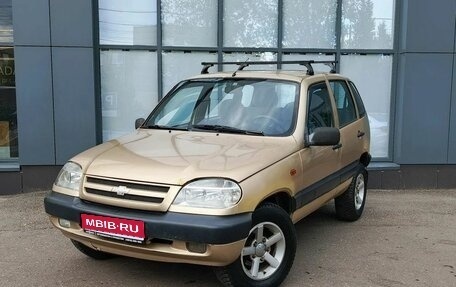 Chevrolet Niva I рестайлинг, 2004 год, 240 000 рублей, 1 фотография