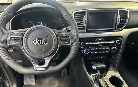 KIA Sportage IV рестайлинг, 2018 год, 2 350 000 рублей, 26 фотография