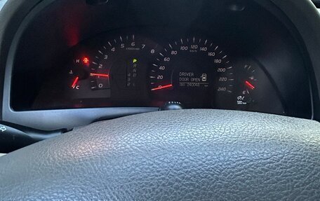 Toyota Camry, 2006 год, 950 000 рублей, 7 фотография