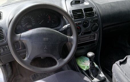Mitsubishi Carisma I, 1999 год, 300 000 рублей, 7 фотография